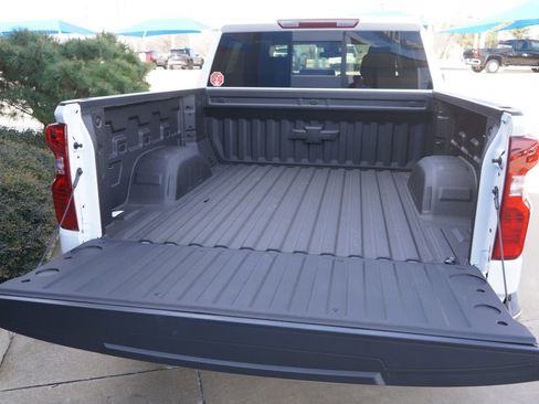 New 2026 Chevrolet Silverado 1500 LT image 18