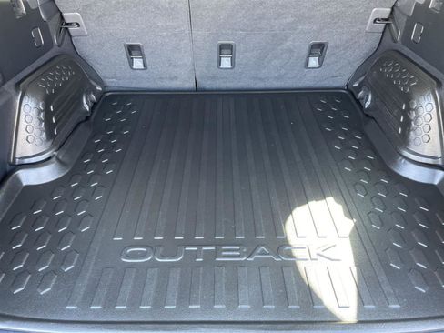 Certified 2023 Subaru Outback Limited image 16