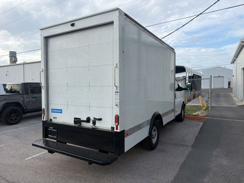Used 2023 GMC Savana 3500 w/ Power Convenience Package RWD image 8