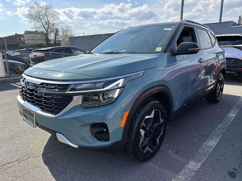 Certified 2025 Kia Seltos S AWD/4WD image 7