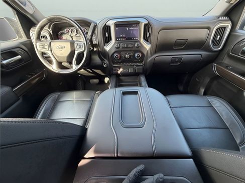 Used 2019 Chevrolet Silverado 1500 RST image 11