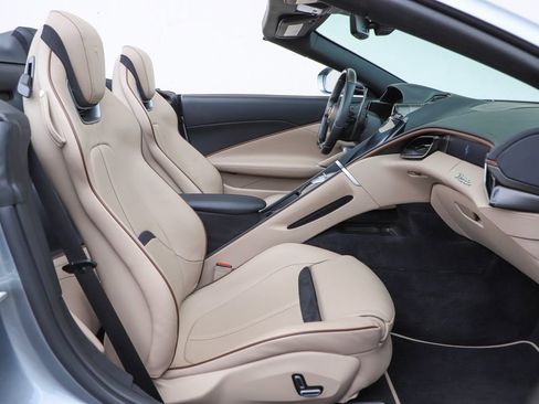Certified 2024 Ferrari Roma Spider RWD image 74
