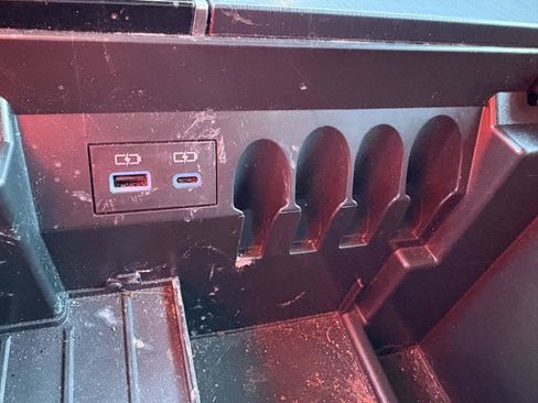 Used 2023 Toyota Tundra Platinum w/ Advanced Package image 16