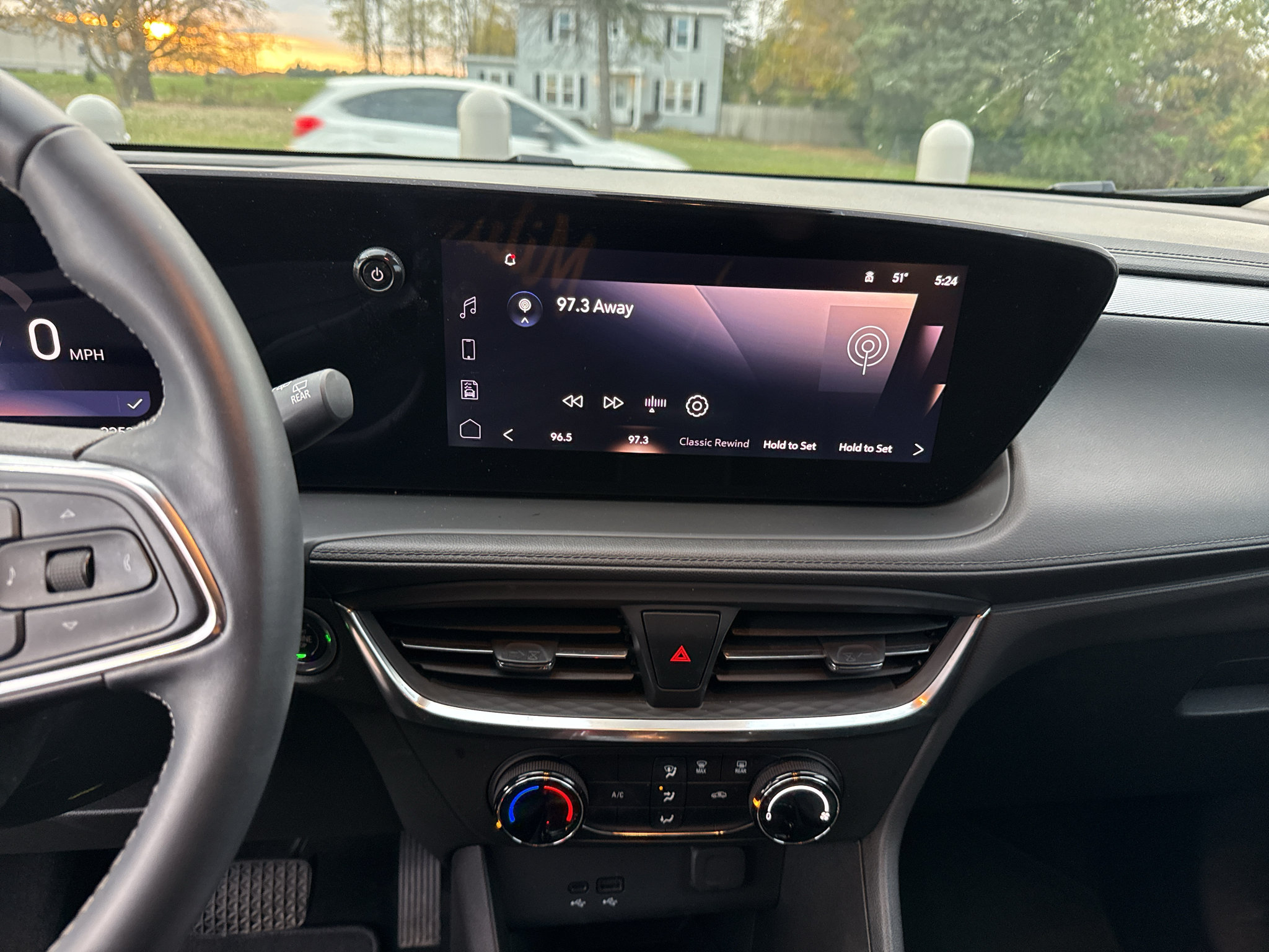 Used 2024 Buick Encore GX Preferred FWD image 7