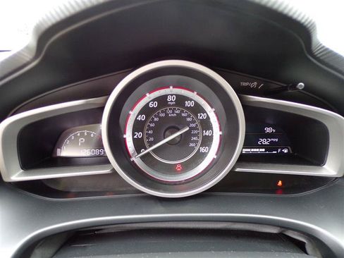 Used 2014 MAZDA MAZDA3 i Touring w/ Technology Package FWD image 36
