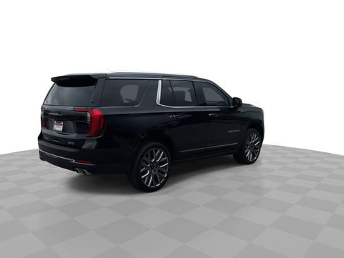 Used 2025 GMC Yukon Denali Ultimate w/ LPO, Floor Liner Package image 8