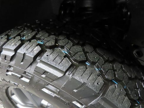 Used 2025 Ford F150 Tremor w/ Bed Utility Package image 7