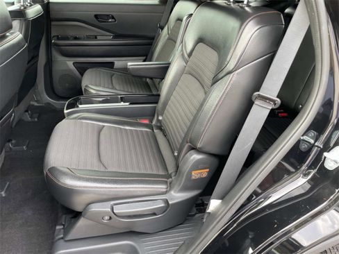 Used 2023 Nissan Pathfinder Rock Creek image 12