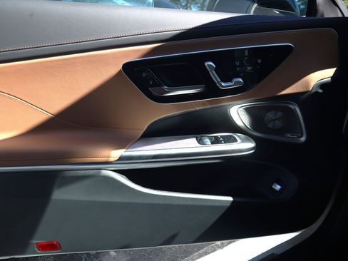 New 2026 Mercedes-Benz CLE 300 4MATIC Coupe image 16