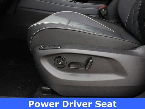 New 2026 Volkswagen Tiguan SEL R-Line image 4