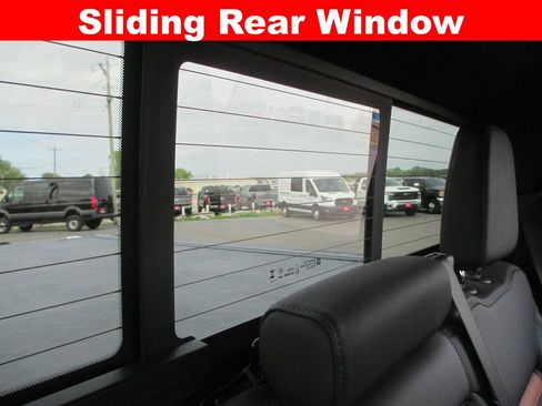 Used 2024 GMC Sierra 1500 AT4 w/ Technology Package image 28