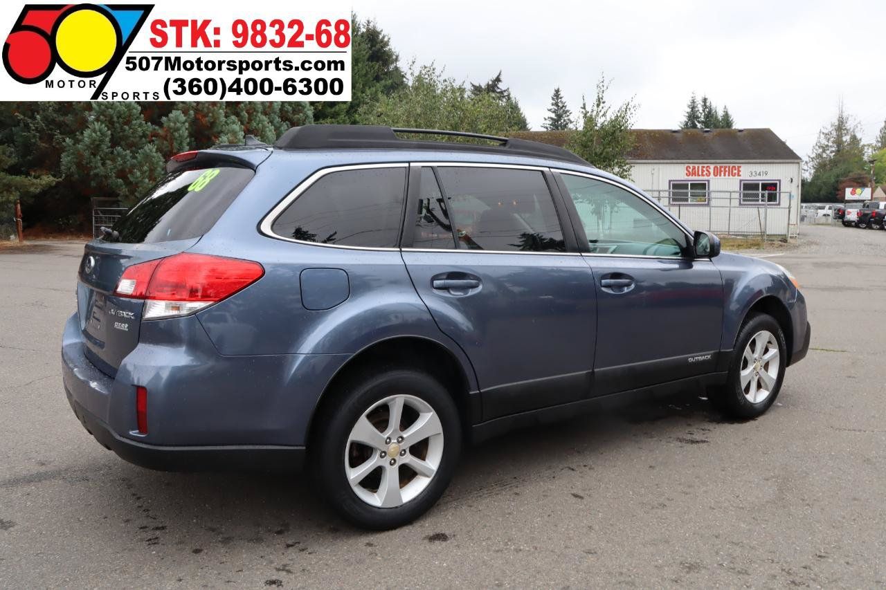 Used 2014 Subaru Outback 2.5i Premium AWD/4WD image 7