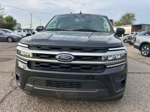 Used 2024 Ford Expedition Max XLT AWD/4WD image 2