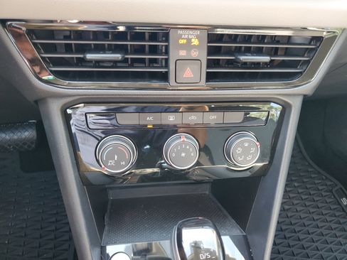 Used 2024 Volkswagen Taos S image 22