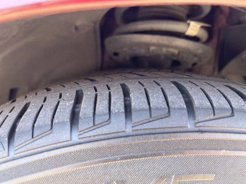 Used 2019 Honda Insight Touring image 2