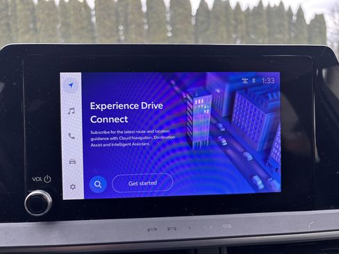 Used 2024 Toyota Prius LE image 26