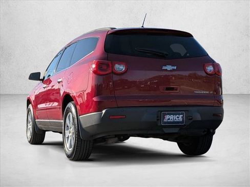 Used 2012 Chevrolet Traverse LT image 8