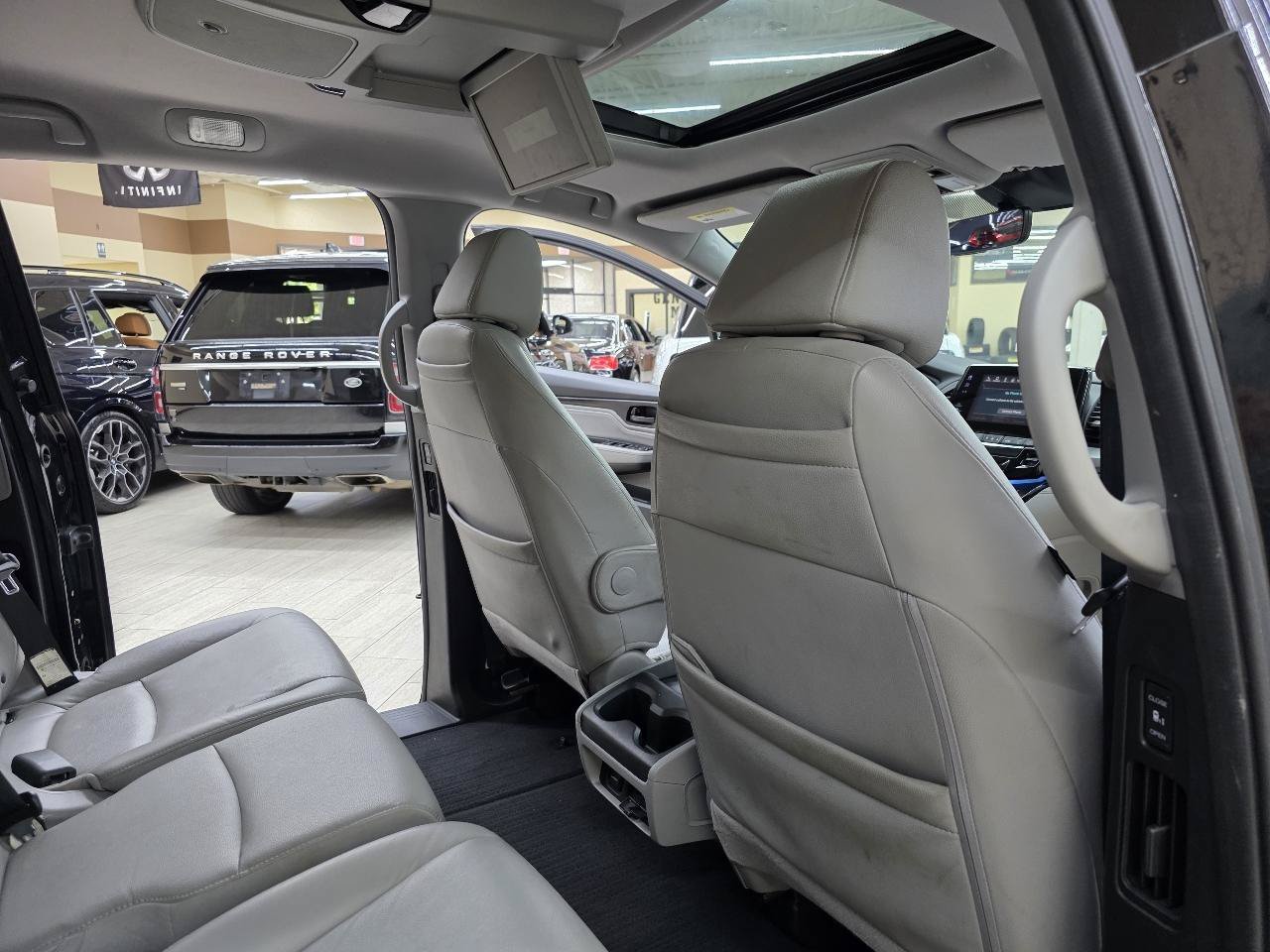 Used 2018 Honda Odyssey Elite image 24