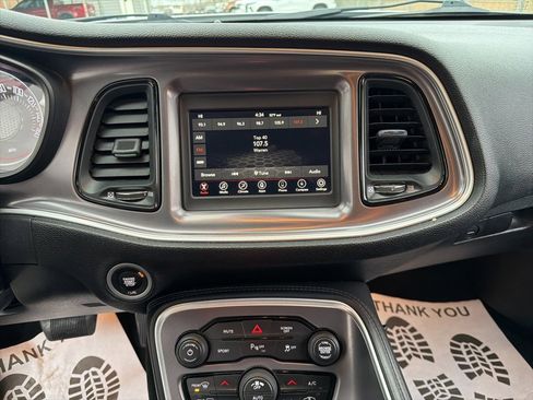 Used 2020 Dodge Challenger R/T image 21