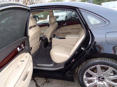 Used 2013 Hyundai Equus Ultimate image 18