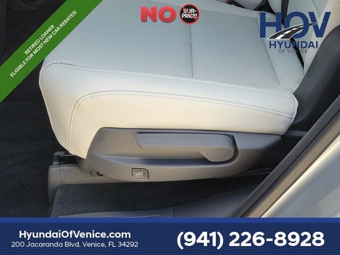 Certified 2026 Hyundai Santa Fe SEL FWD image 16