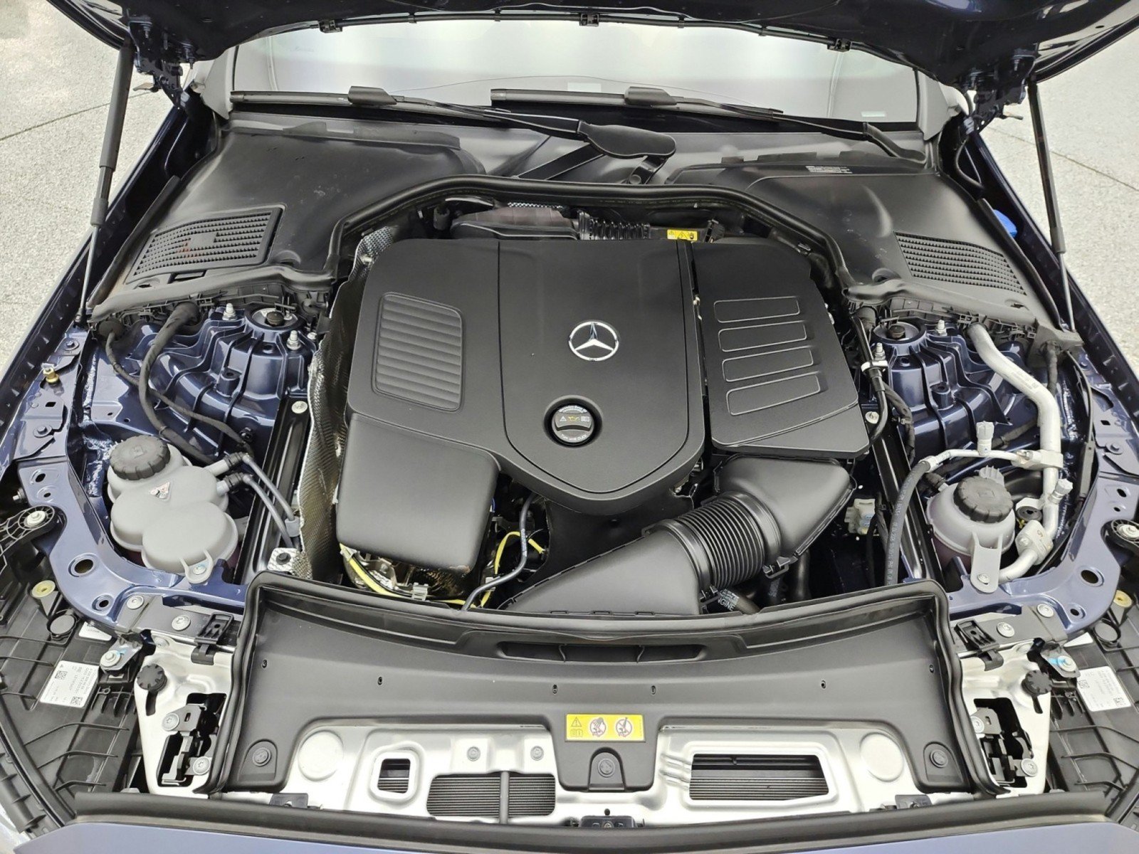 New 2027 Mercedes-Benz C 300 Sedan image 12