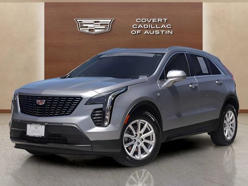 Certified 2023 Cadillac XT4 Luxury w/ Cold Weather Package FWD image 1