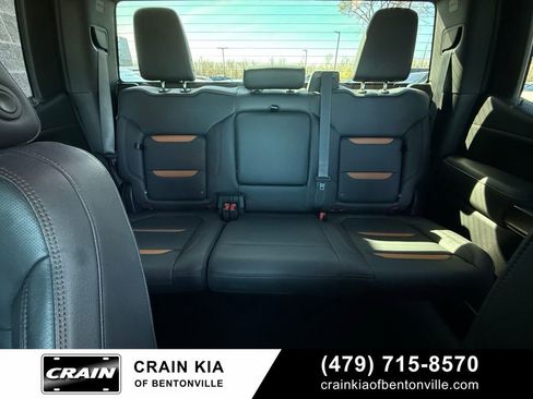 Used 2021 GMC Sierra 1500 AT4 image 30