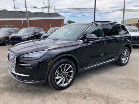 New 2025 Lincoln Corsair Premiere w/ Equipment Group 101A image 9