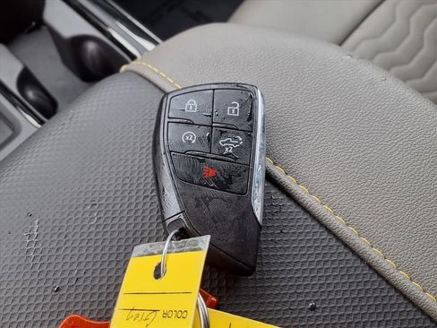 Used 2024 Chevrolet Silverado 1500 ZR2 w/ Dark Appearance Package image 15