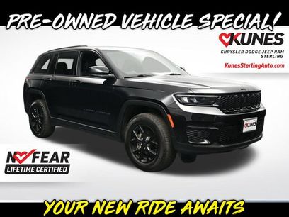 Used 2025 Jeep Grand Cherokee Altitude