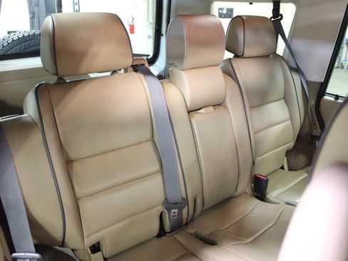 Used 2001 Land Rover Discovery SE image 33