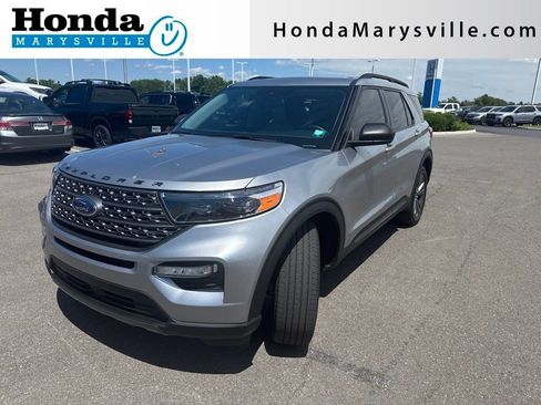 Used 2021 Ford Explorer XLT w/ Equipment Group 202A AWD/4WD image 1