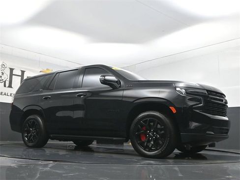Used 2024 Chevrolet Tahoe RST w/ RST Performance Edition image 2