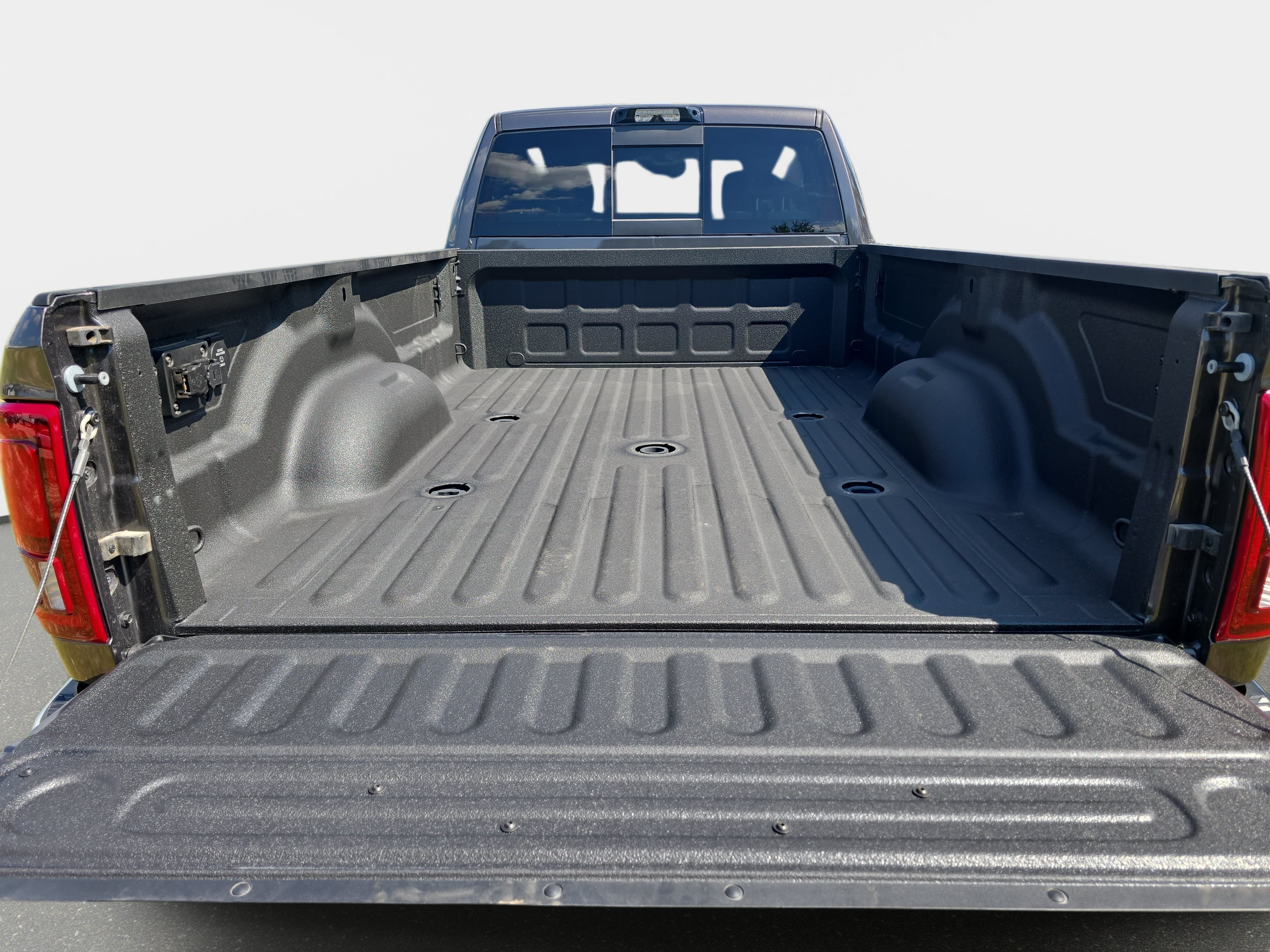 New 2026 RAM 3500 Big Horn AWD/4WD image 27