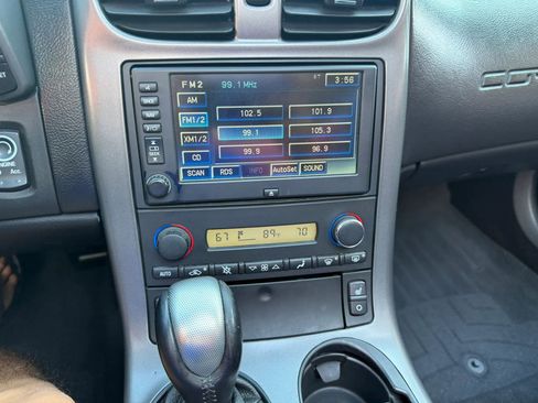 Used 2006 Chevrolet Corvette Convertible w/ Preferred Equipment Group image 36