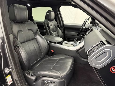 Used 2014 Land Rover Range Rover Sport HSE AWD/4WD image 28