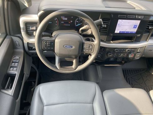 Used 2024 Ford F250 XL w/ XL Chrome Package AWD/4WD image 13