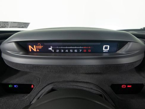 Used 2020 McLaren 720S Spider RWD image 19