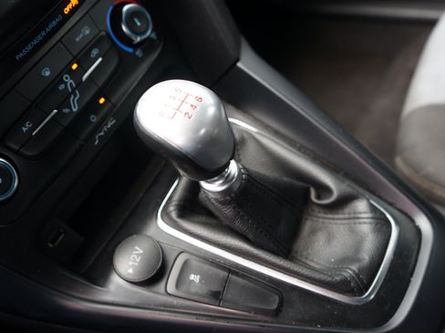 Used 2018 Ford Focus ST FWD image 21