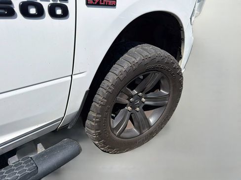 Used 2017 RAM 1500 Sport w/ Convenience Group AWD/4WD image 9