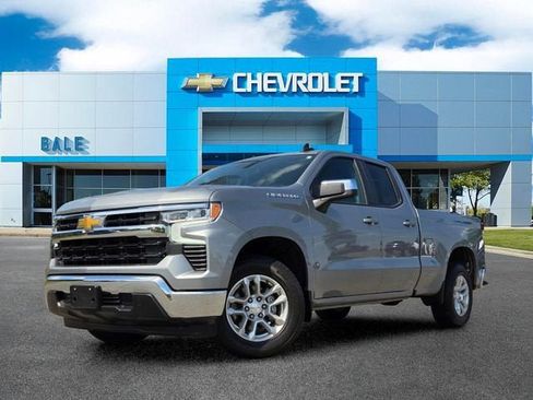 Used 2024 Chevrolet Silverado 1500 LT RWD image 21