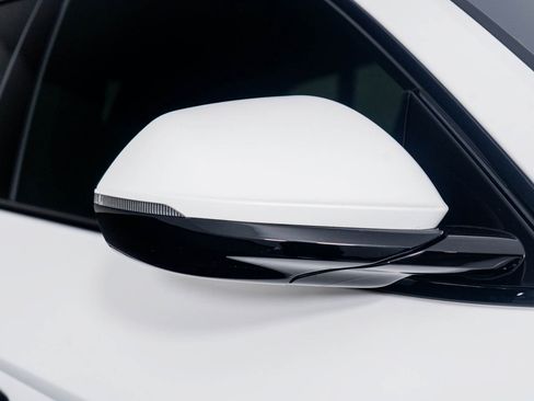 Used 2023 Lamborghini Urus Performante image 32