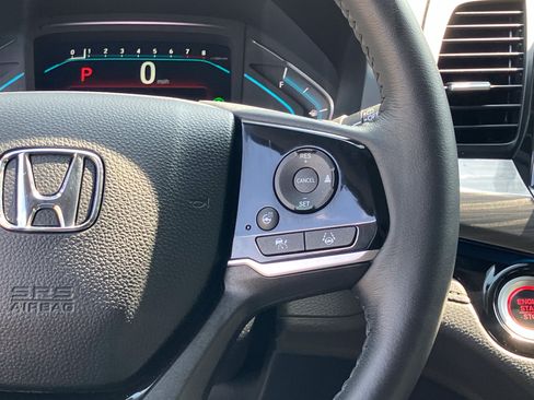 Used 2024 Honda Odyssey Elite image 22