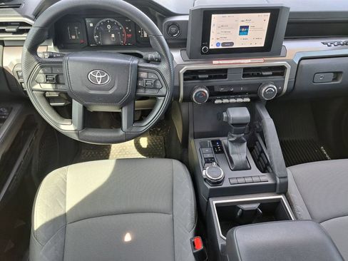 Used 2025 Toyota Tacoma SR5 image 19
