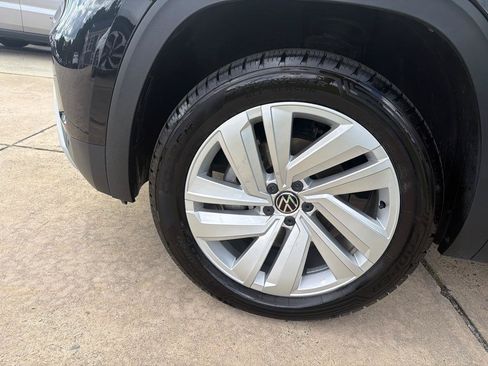Used 2021 Volkswagen Atlas SEL AWD/4WD image 38