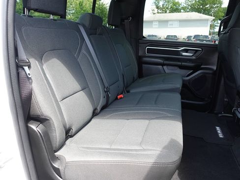 Used 2023 RAM 1500 Big Horn AWD/4WD image 32
