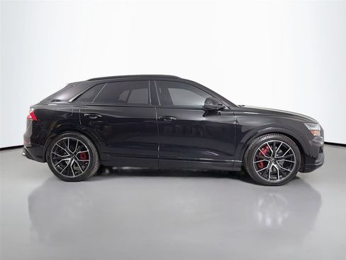 Used 2023 Audi SQ8 Prestige AWD/4WD image 4