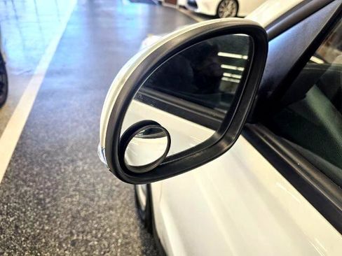 Used 2018 Volkswagen Tiguan Limited image 31