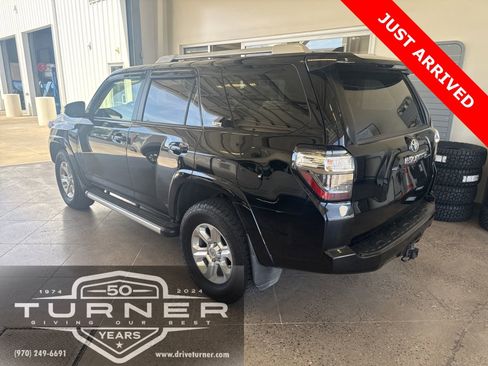 Used 2016 Toyota 4Runner SR5 Premium AWD/4WD image 6